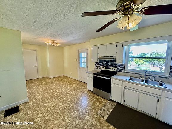 4th image of 3390 Polin Rd