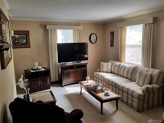 5th image of 2043 Arlene Ave