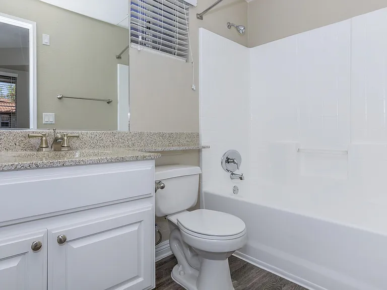 Villas Antonio Apartment Homes — Photo 18