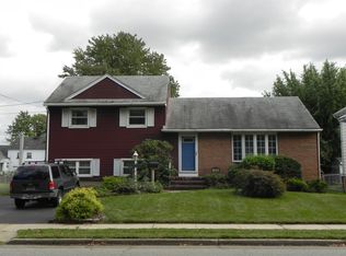169 Whitman Ave, Edison, NJ 08817