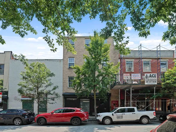 296 Grand St Floor 2, Brooklyn, NY 11211