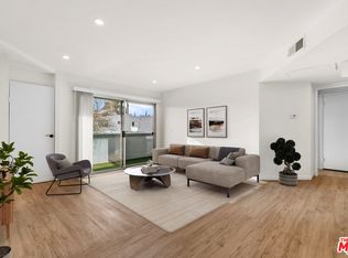 7640 Oso Ave APT 219, Winnetka, CA 91306