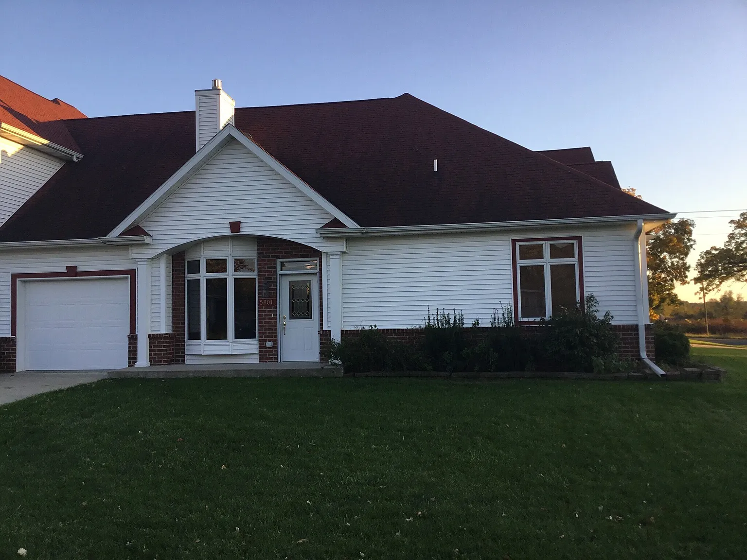 3 bed, 1700 sqft, $2,499 — Photo 3