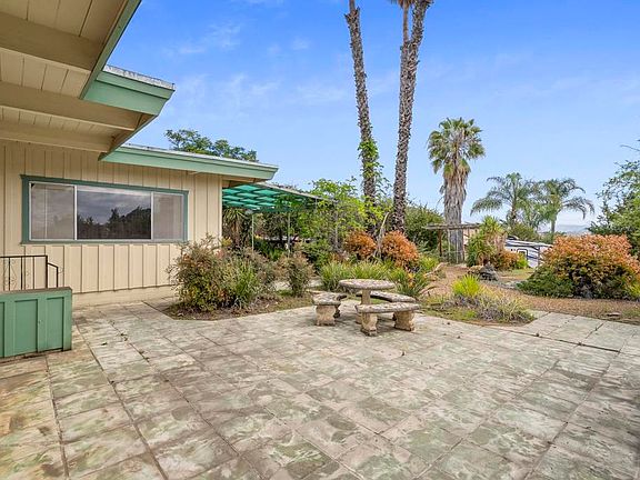 3rd image of 10850 2nd St