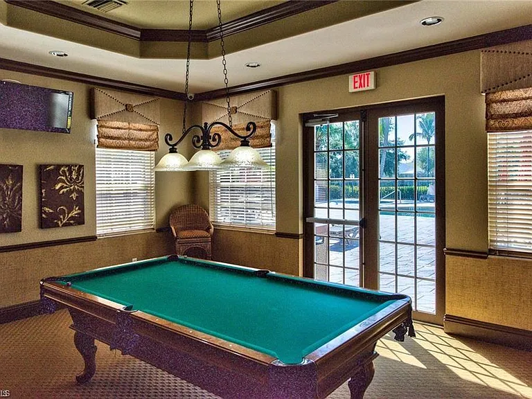 8207 Ibis Cove Cir #S — Photo 34