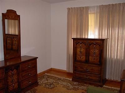 5th image of 4215 Wood Ave