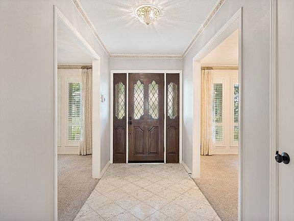 5th image of 6153 Danbury Ln