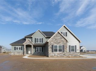 9542 Rockingham Dr, Whitehouse, OH 43571