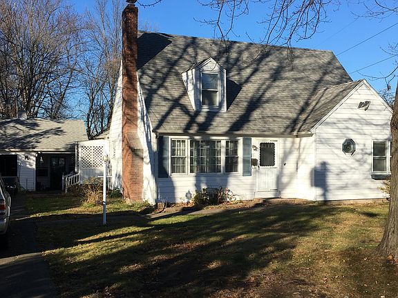 2nd image of 26 Fern St