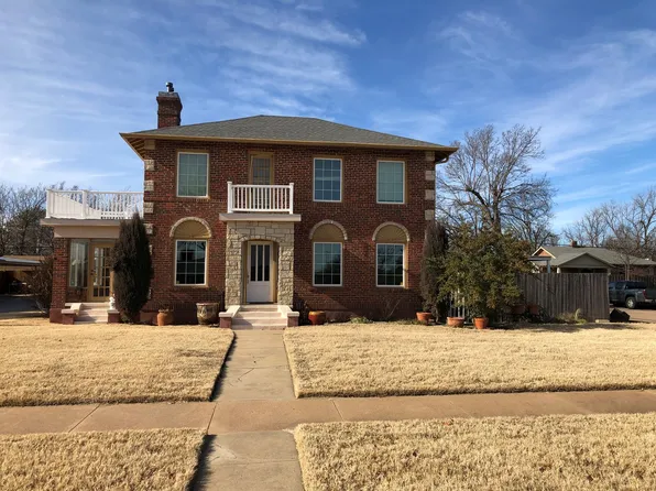 520 N College St, Cordell, OK 73632