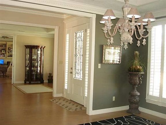 5th image of 5125 Oakmont Dr