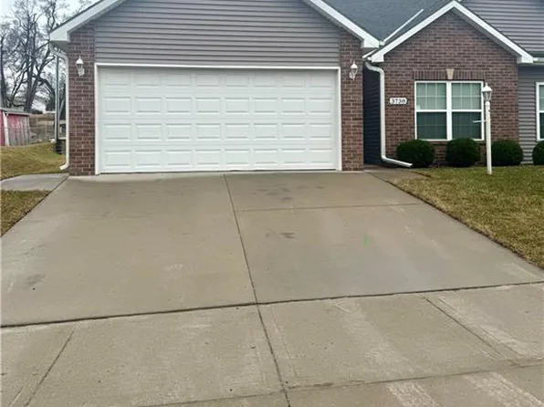 3738 Charles St, Saint Joseph, MO 64506