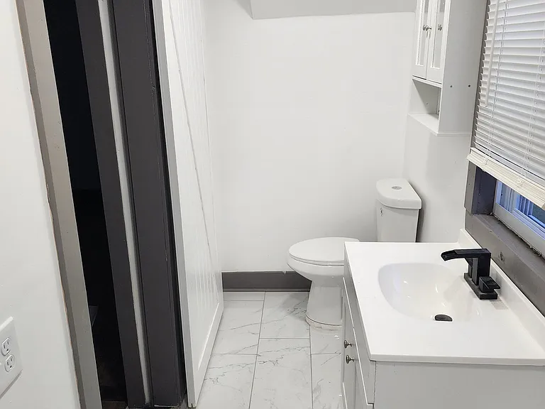 18 Jeanette St — Photo 14