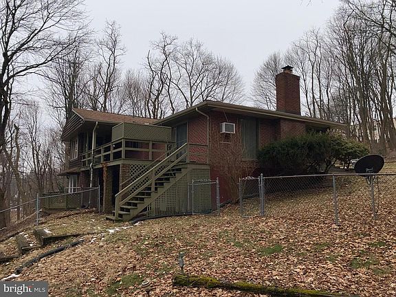 5th image of 54 Bealls Ln