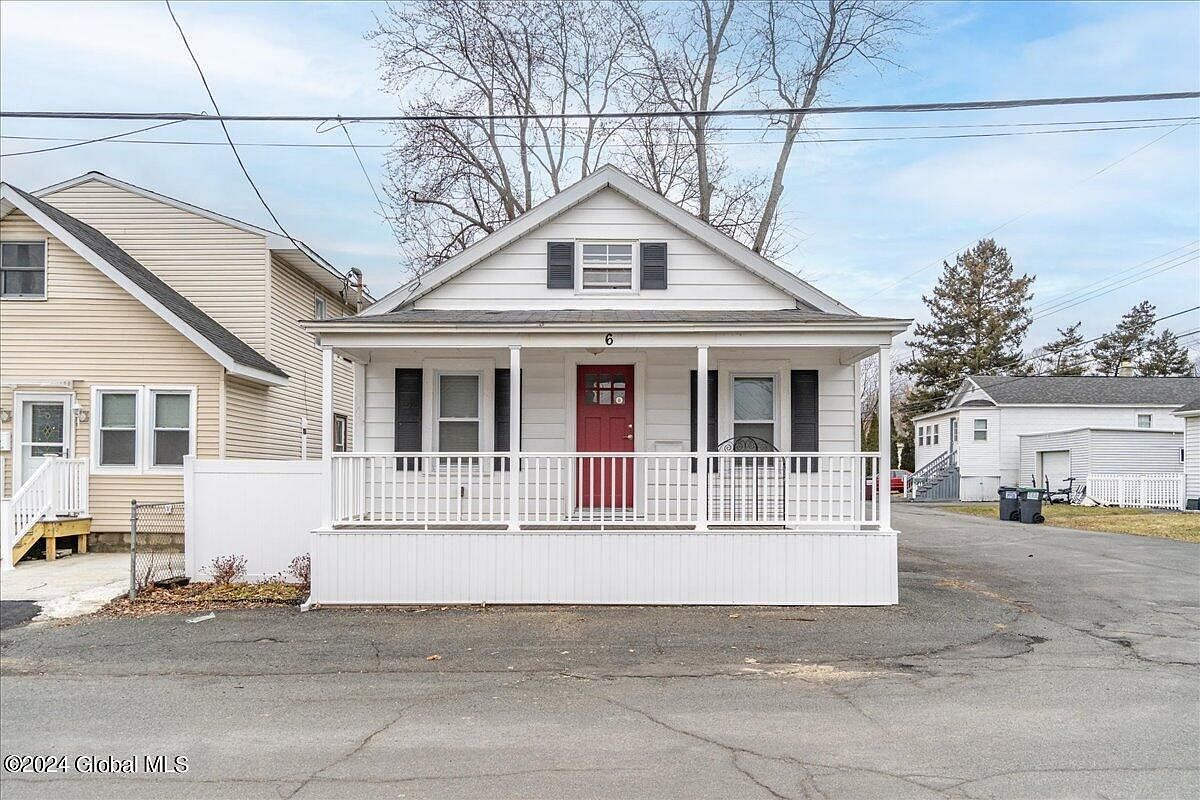 1st image of 6 Prospect Avenue