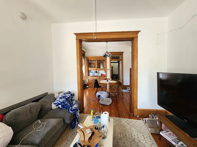 2404 W Superior St #3E — Photo 4