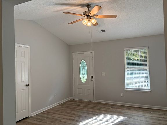 4th image of 108 Holly Mountain Rd