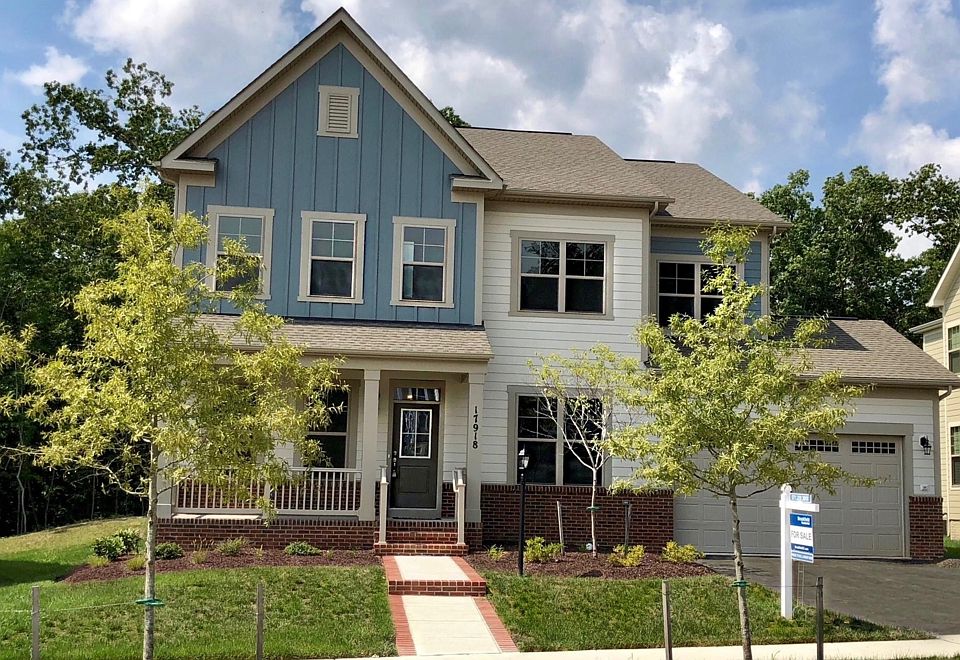 1st image of 17918 Woods View Dr