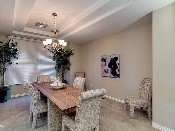 3rd image of 29967 W Avalon Dr
