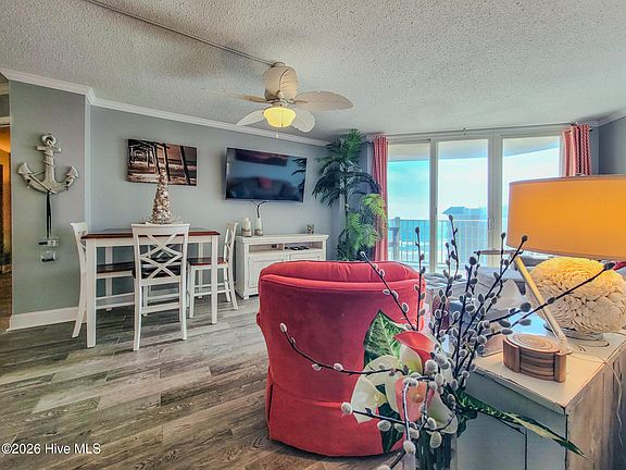 2nd image of 2000 New River Inlet Road #2602