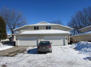 720 N Hawthorne Dr, Appleton, WI 54915