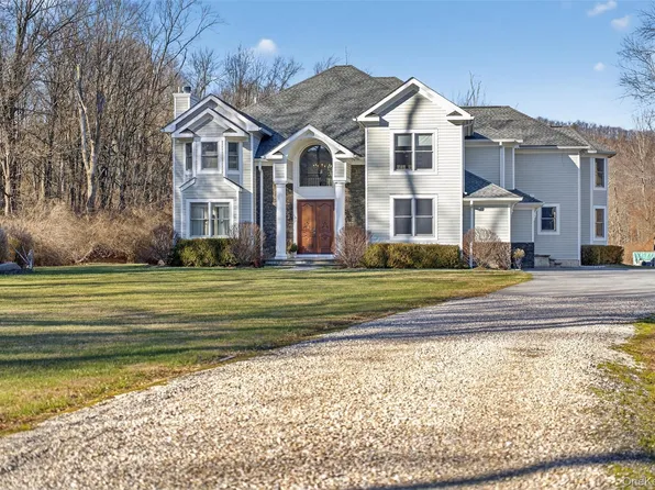 221 Smith Clove Road, Highland Mills, NY 10930