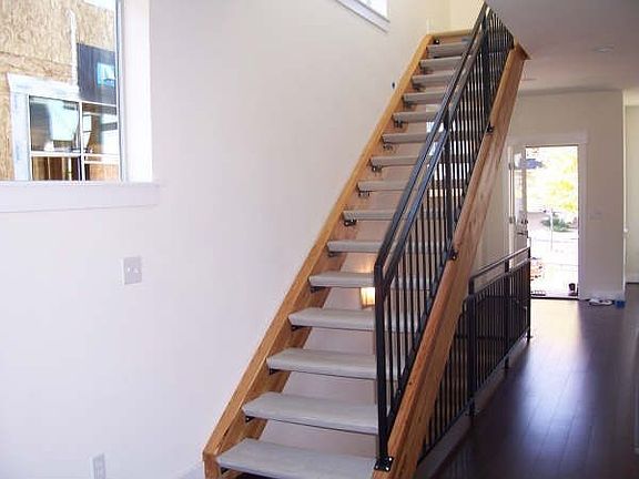 Contemporary open staircase