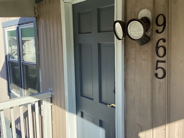 965 Lincoln Dr, South Charleston, WV 25309