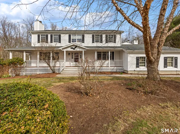 34 Hi Ann Ct, Bethany, CT 06524