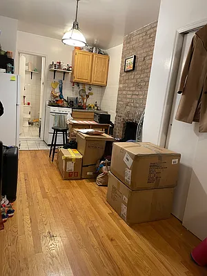 Rented by Empire One Realty | media 2