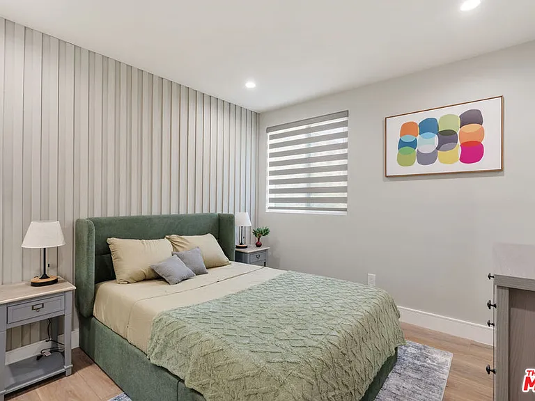 1341 N Mariposa Ave — Photo 54
