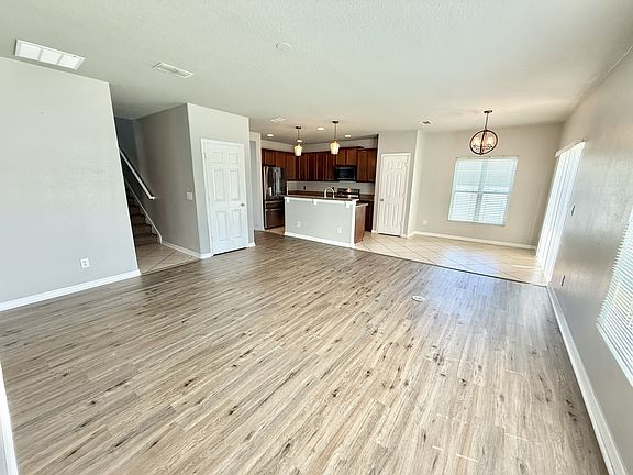 3rd image of 4714 Greycliff Prairie Dr