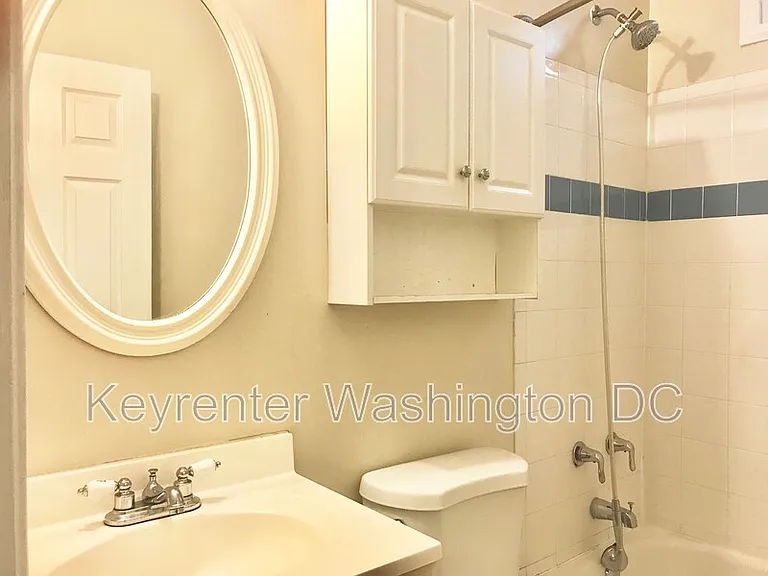1700 W Virginia Ave NE #3 — Photo 16