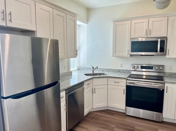 Station One Building, 44 School St #Stn1-201, Foxboro, MA 02035