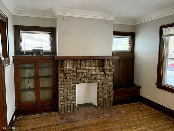 2nd image of 425 E 152nd St