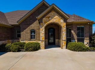 3912 Upper Lake Cir, Granbury, TX 76049