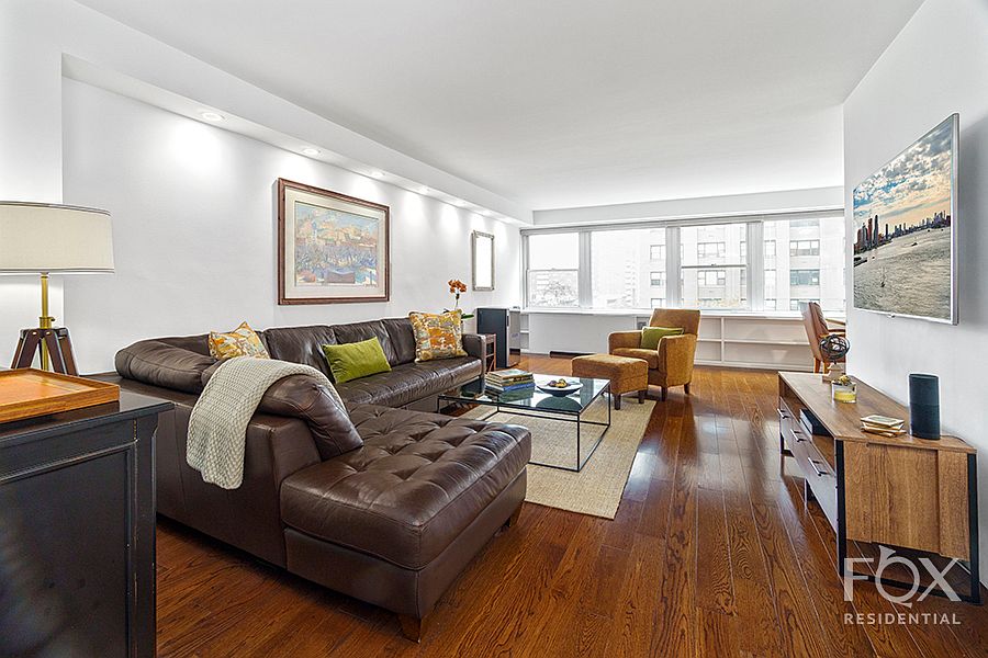 1st image of 75 E End Ave APT 9G