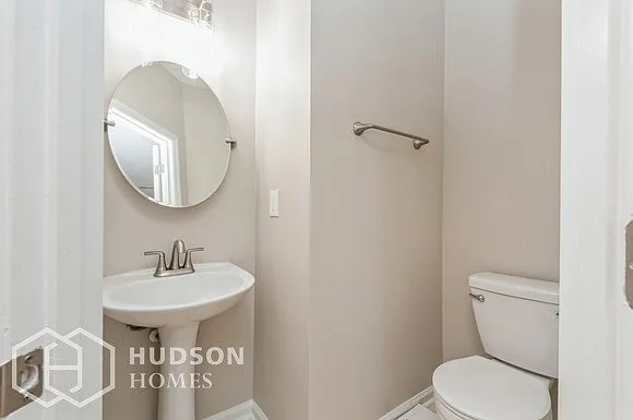 8728 Sam Dee Rd — Photo 4