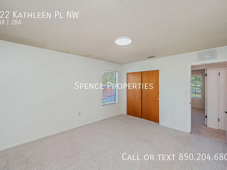 322 Kathleen Pl NW — Photo 25