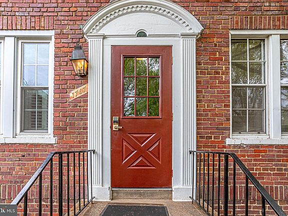 2nd image of 1707 N Troy St #7-378