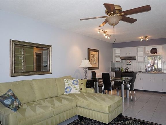 2nd image of 4322 Tahitian Gardens Cir APT C