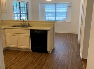 73 Hickory Oak Dr, Spring, TX 77381