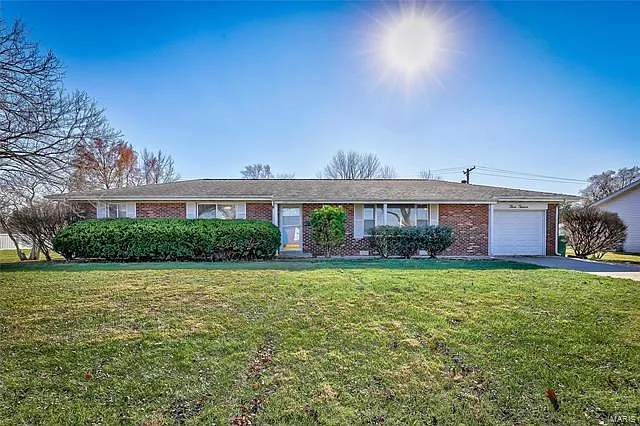 312 Impala Dr photo 1