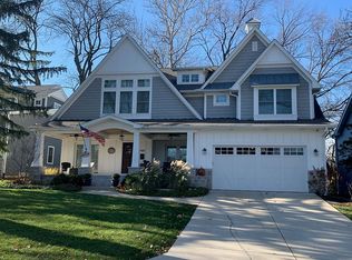 4508 Linscott Ave, Downers Grove, IL 60515