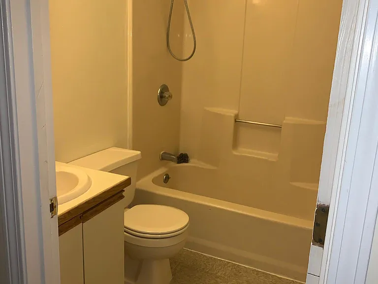 107 University Ave #1 — Photo 5