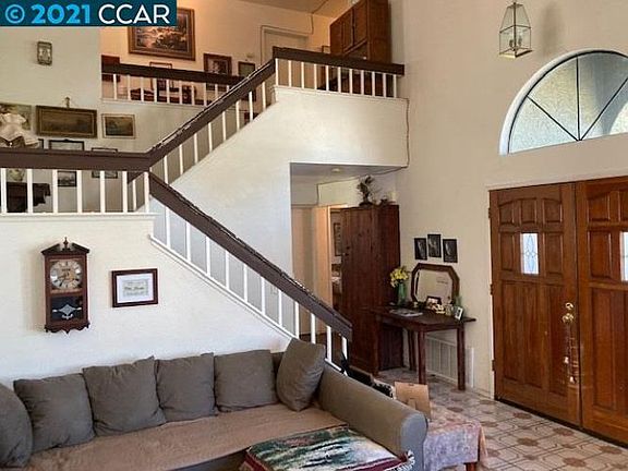 2nd image of 248 Rosita Ct