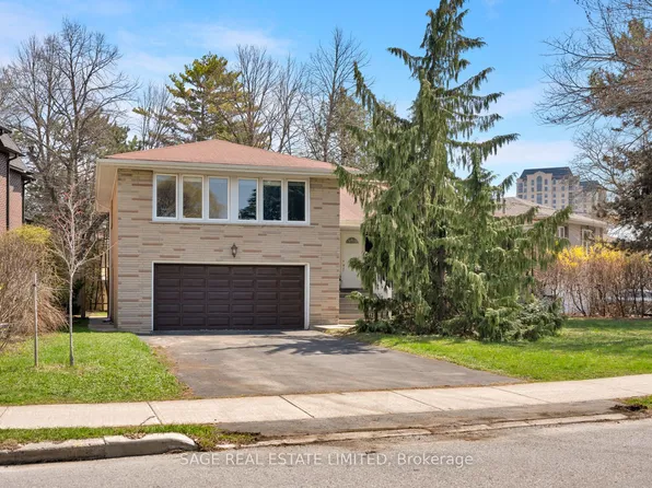 9 Hawksbury Dr, Toronto, ON M2K 1M2