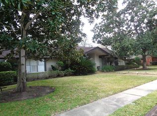 9619 Cedarhurst Dr, Houston, TX 77096