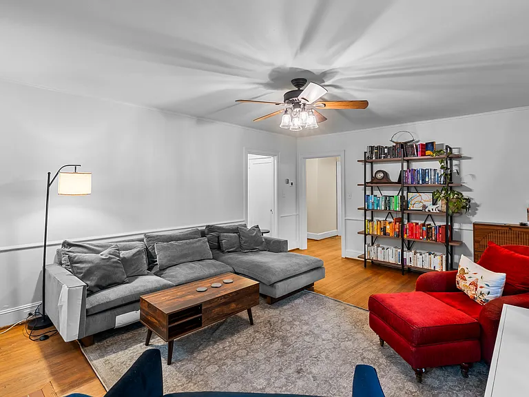 2503 Walker Ave — Photo 4