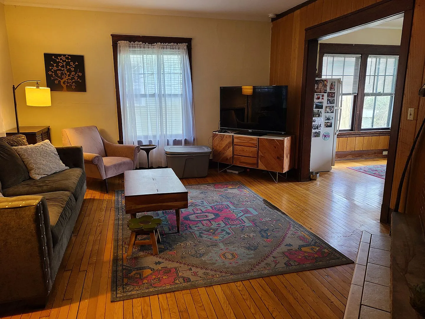 Large Four-Bedroom Near Camp Randall Stadium and Edgewood — Photo 2